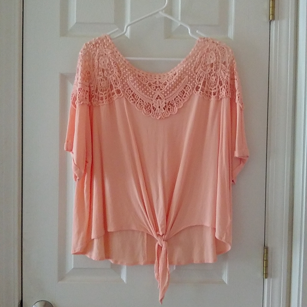 KORI Peach Shirt/Top sz Medium/Large